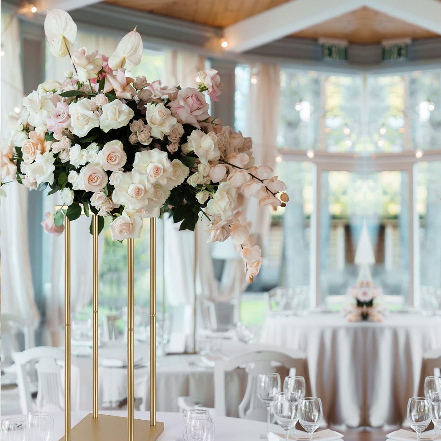 Flower Stand Centerpiece - Gold