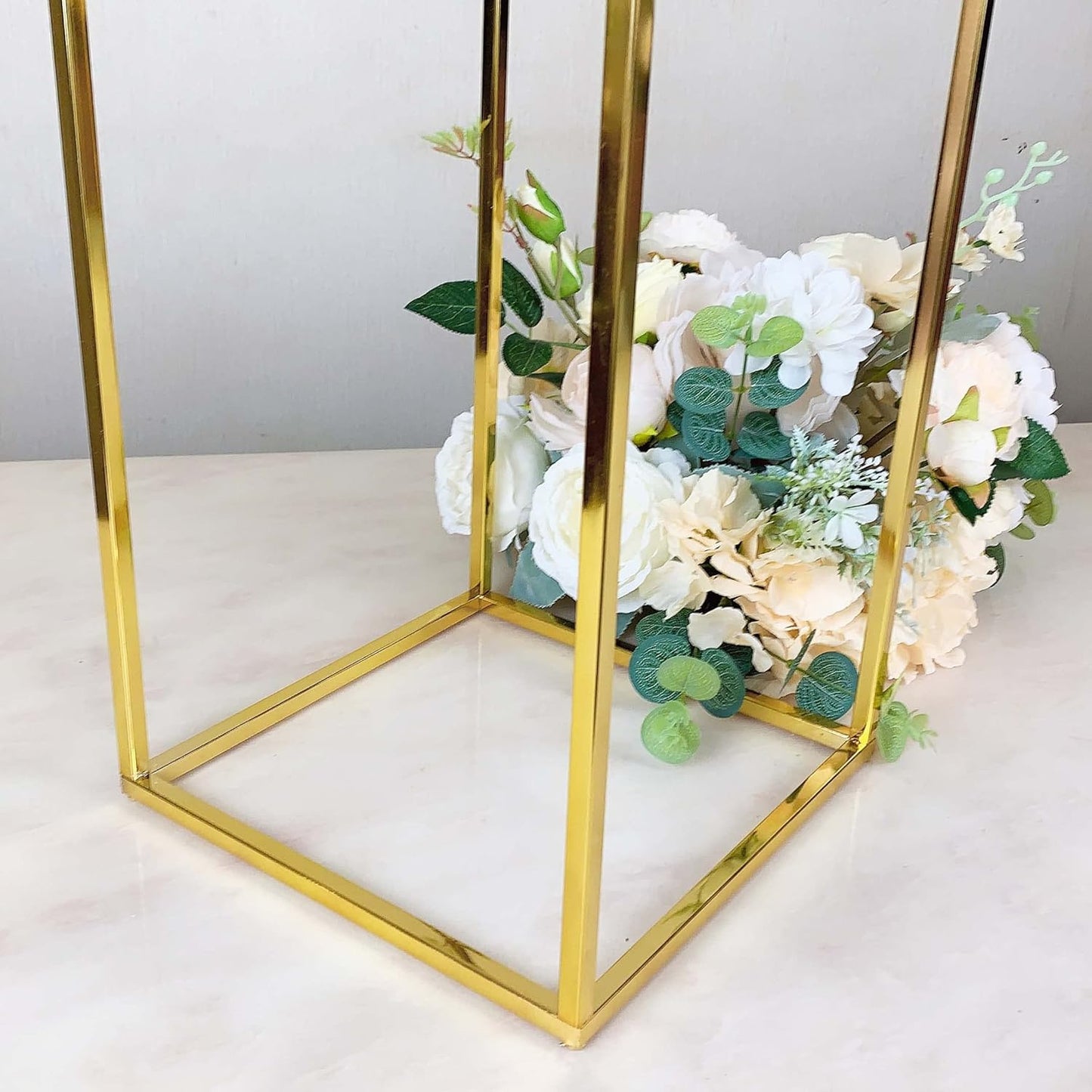 Flower Stand Centerpiece - Gold