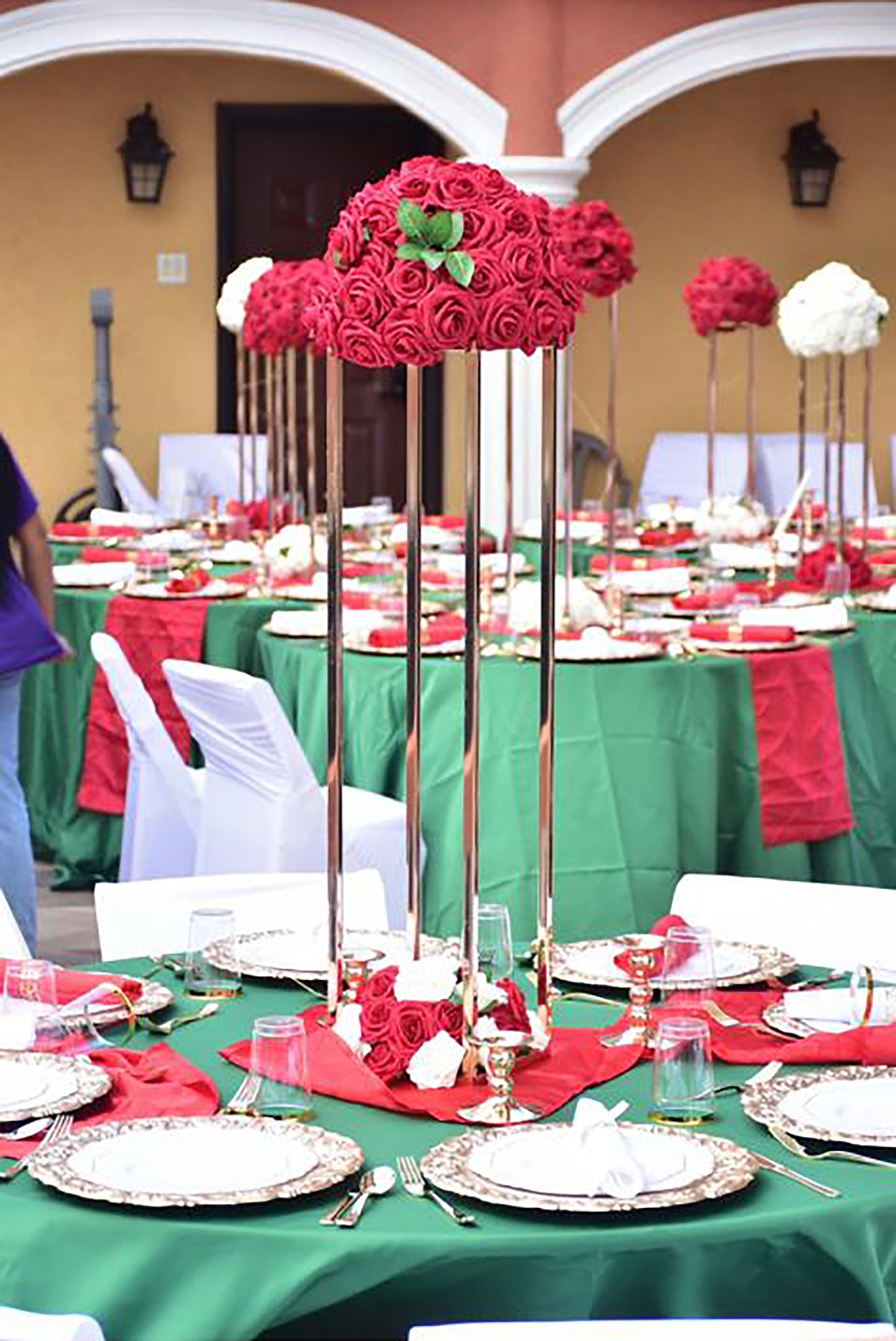 Flower Stand Centerpiece - Gold